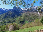 38 Da sx Baciamori (2009 m), Cornetta (2057 m), Corna Grande  (2087 m)